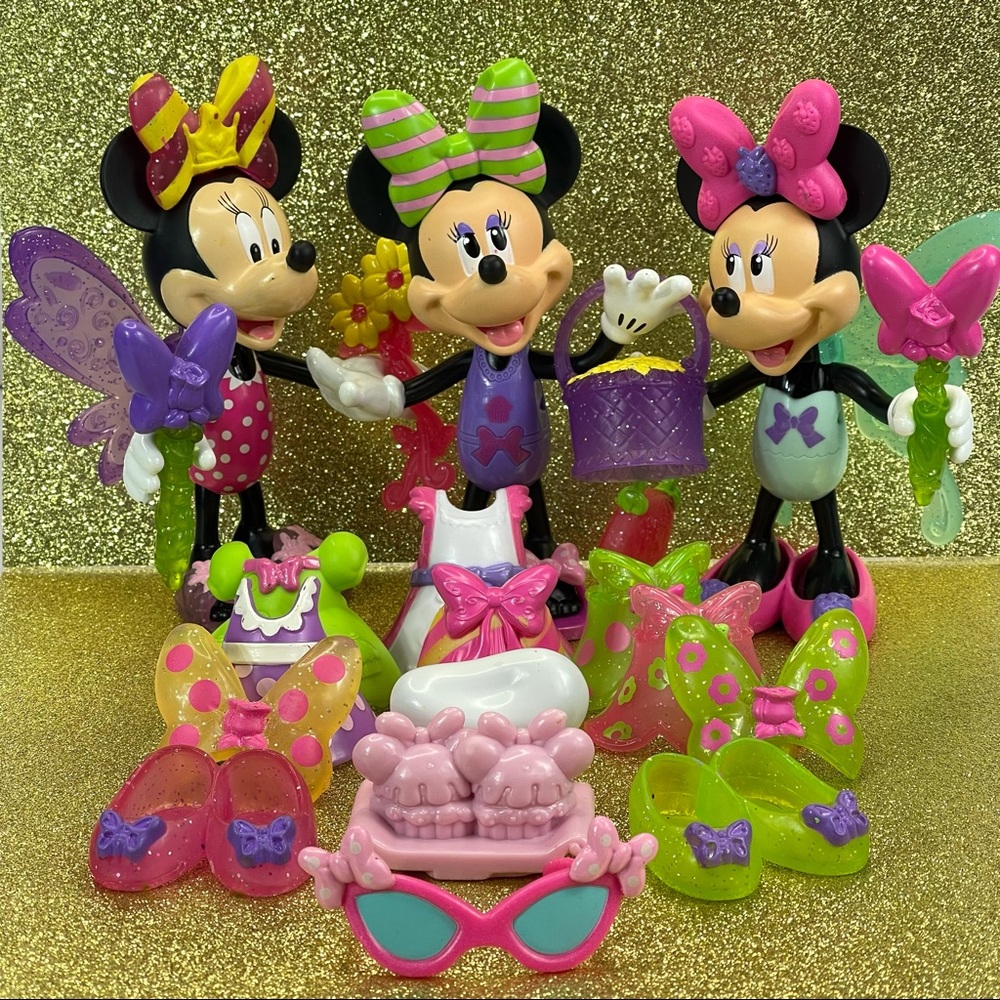 Lot of Disney Minnie Toys